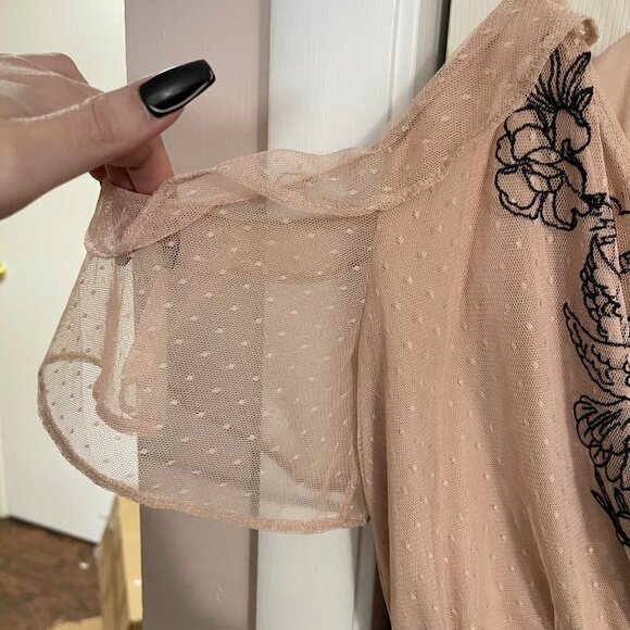 Express Womens Beige Floral Embroidered Mesh Layered Cold Shoulder Blouse Large - Picture 4 of 7